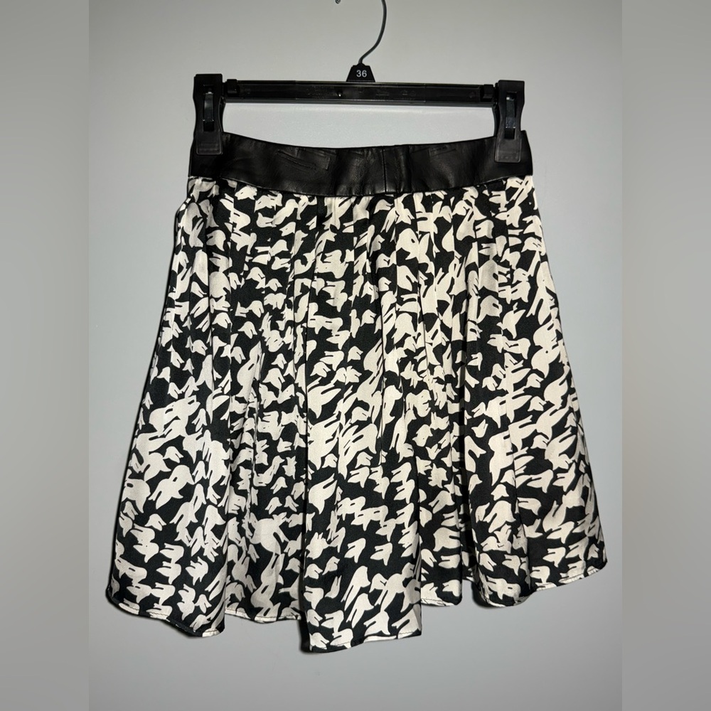 Forenza Black and White Pleated Skater Mini Skirt
